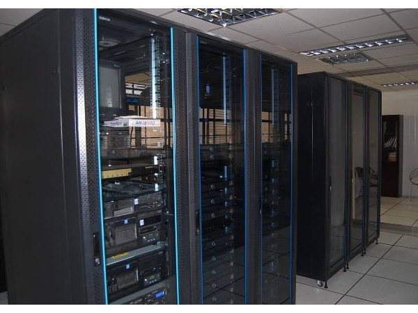 某檢疫局機(jī)房環(huán)境監(jiān)控系統(tǒng)簡介