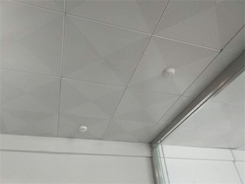 吸頂式安裝的紅外探測、煙霧探測