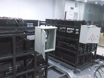 UPS電源室機(jī)房空調(diào)如何配置？