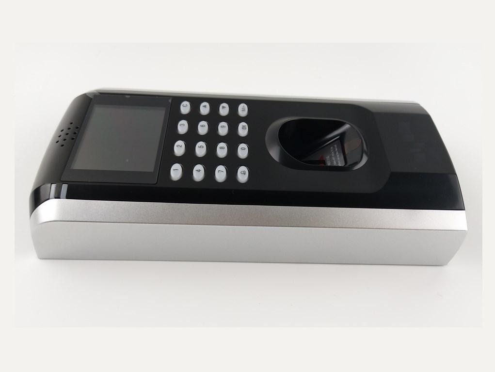 香港某體育局門禁系統(tǒng)，指紋密碼一體機