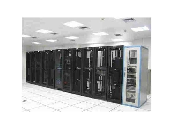 小型UPS電源機(jī)房動(dòng)環(huán)監(jiān)控系統(tǒng)，可按需定制監(jiān)控內(nèi)容！