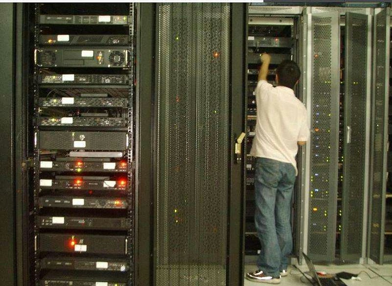 監(jiān)控機房設(shè)備維護(hù)保養(yǎng)