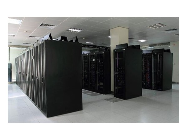 公安局信息機(jī)房運(yùn)行維護(hù)系統(tǒng)解決方案，設(shè)備狀態(tài)實(shí)時(shí)展現(xiàn)