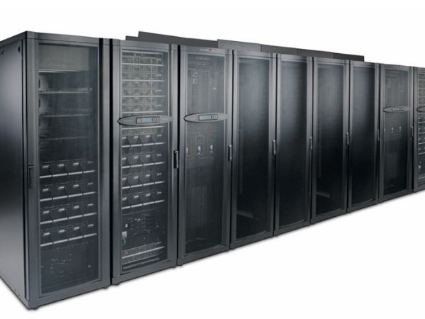 一體化采集主機在機房IT微環(huán)境監(jiān)控中的地位！