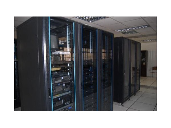 建設(shè)機房遠(yuǎn)程聯(lián)網(wǎng)監(jiān)控系統(tǒng)有什么好處？